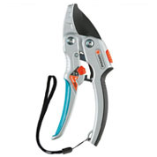 Tesoura SmartCut Comfort - Gardena
